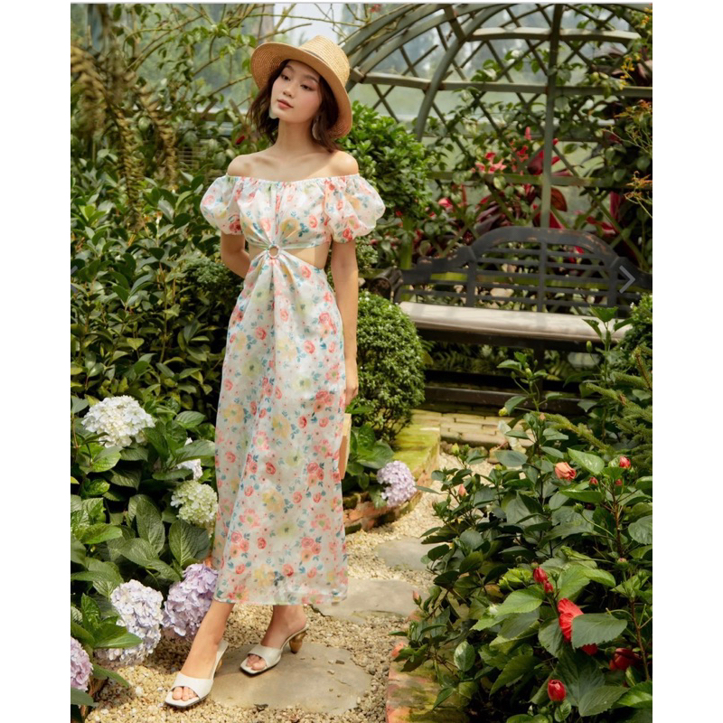 Đầm maxi everlux cut out sz M newtag