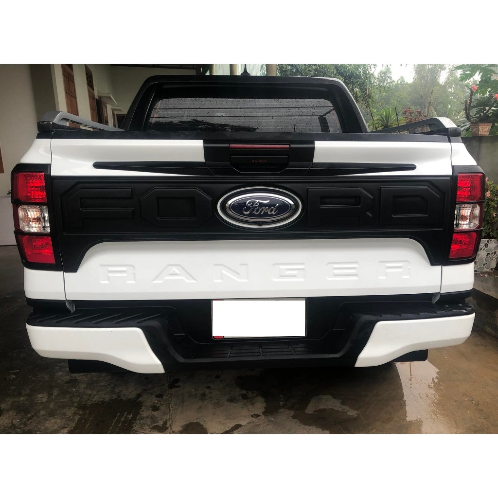 Ốp Bửng Sau Ford Ranger 2023