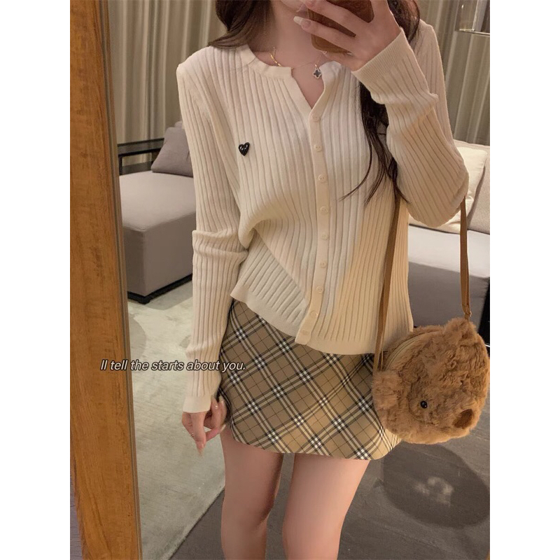 Áo len cdg cúc liền tim nhỏ hàng QC -Mon.Ami