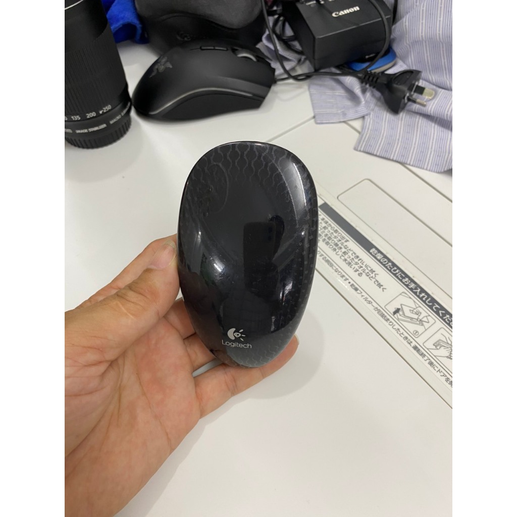 Chuột không dây Logitech Touch Mouse M600
