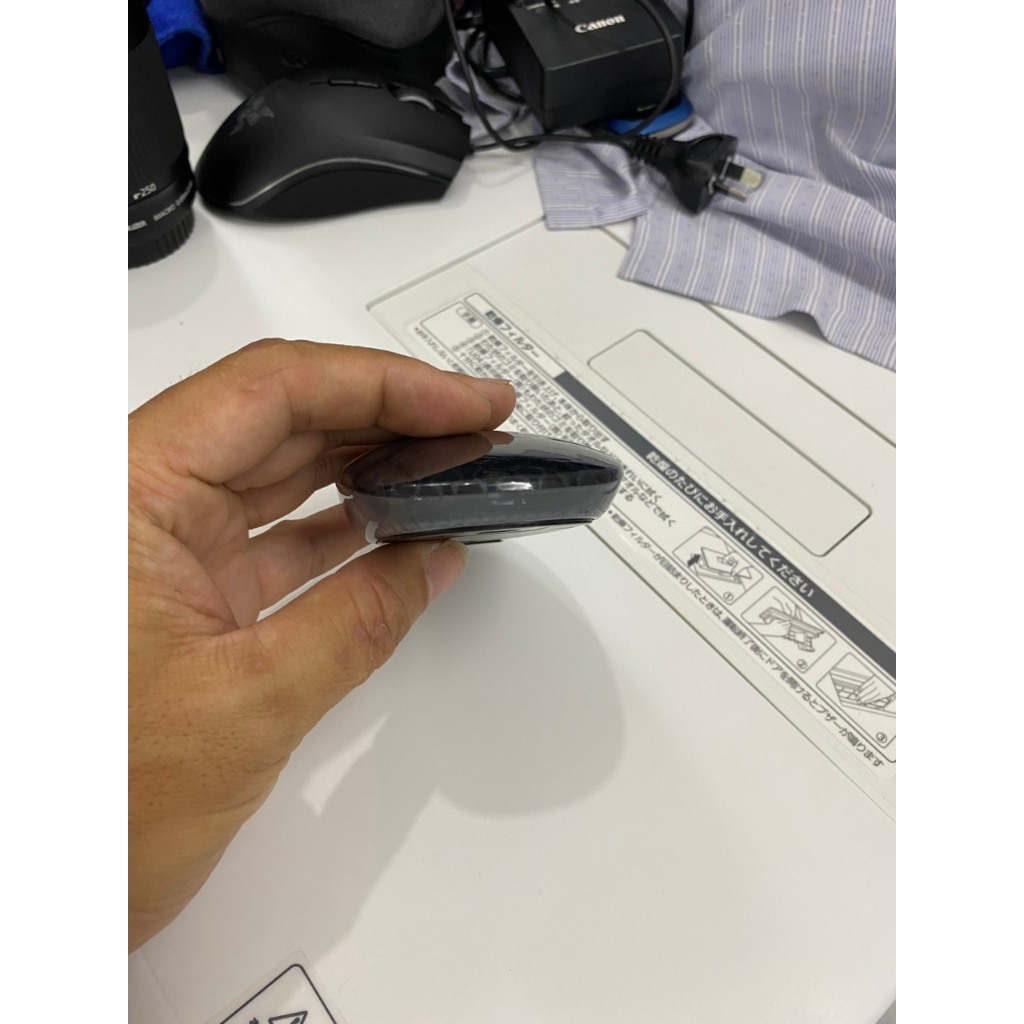 Chuột không dây Logitech Touch Mouse M600