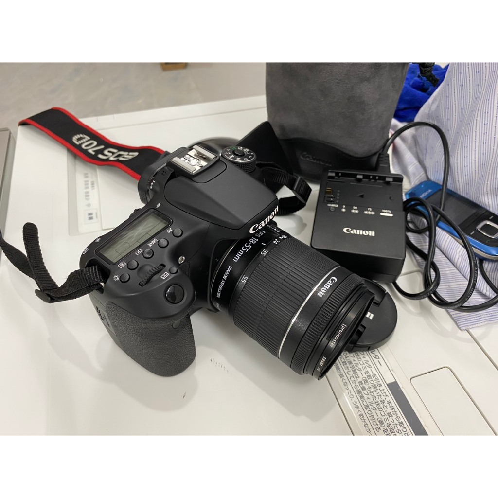 Canon 70D kèm lens 18-55 Stm cực mới hoàn hảo