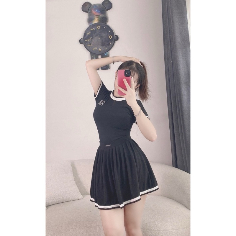 Set Len MiuMiu Kèm Chân Váy Xếp Ly ,Phong Cách Hàn Quốc