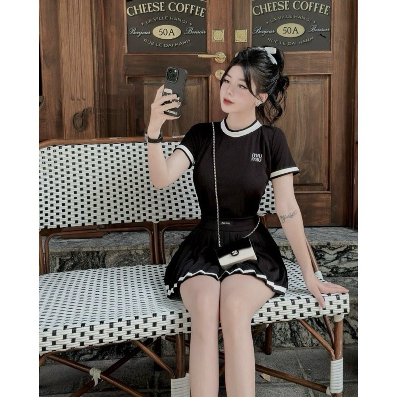 Set Len MiuMiu Kèm Chân Váy Xếp Ly ,Phong Cách Hàn Quốc