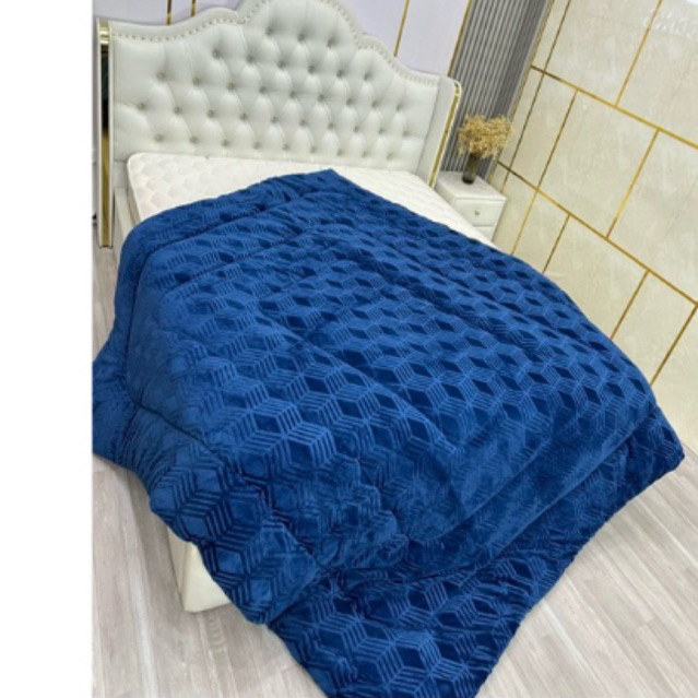 Chăn nỉ nhung lông thỏ nặng 3,8-4kg Tumaishop