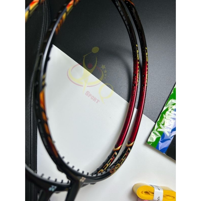 Vợt cầu lông astrox 99pro đỏ khung carbon căng 13kg bảo hành 12kg