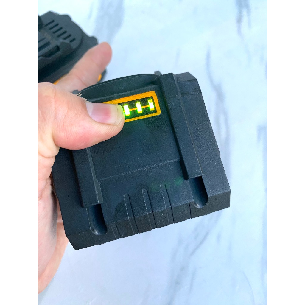 Pin Hukan chống cháy 4mosfed chính hãng 15 cell 10 cell  thế hệ mới sử dụng chân pin phổ thông có đèn báo pin