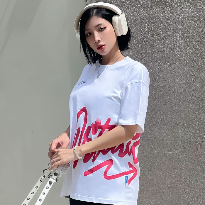 Áo Thun VITALITÉ PINK GRAFFITI TEE - TRẮNG