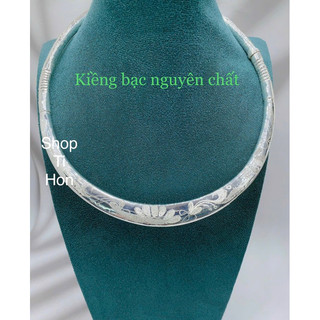 Kiềng bạc khoá vặn chạm hoa văn shop giao chạm ngẫu nhiên