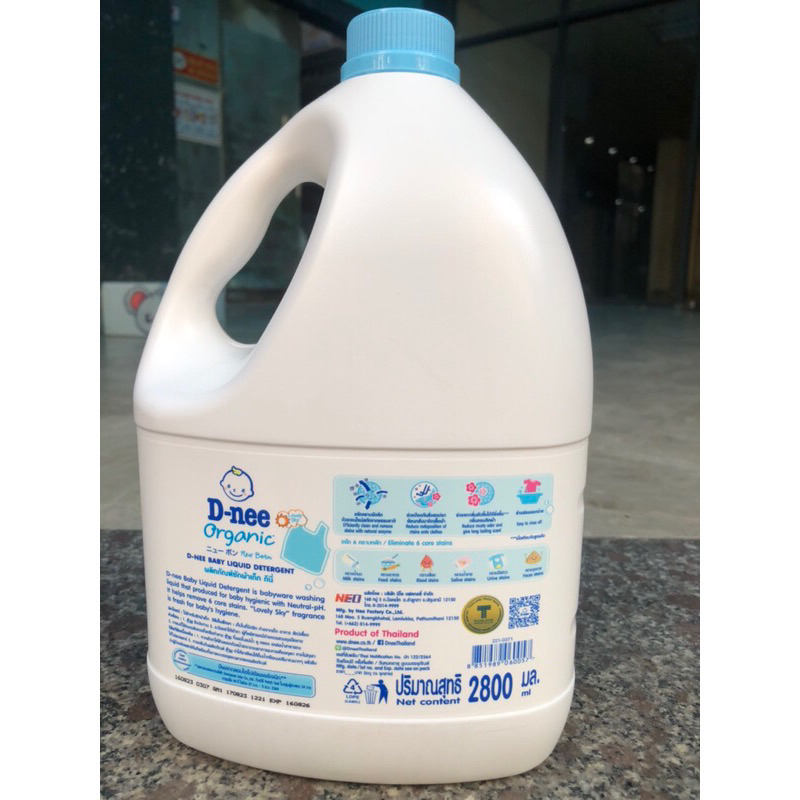 Nước giặt Dnee hàng nội đia thái lan 2800ml