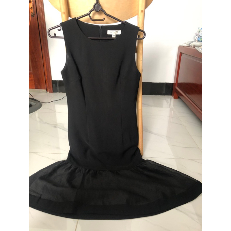 ĐẦM ĐUÔI CÁ THANH LÝ- Ivy Moda - Size-M