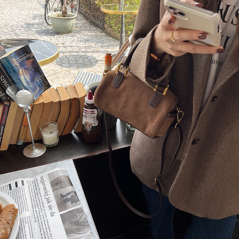 Túi xách phong cách cổ điển vintage da lộn -tramcalm