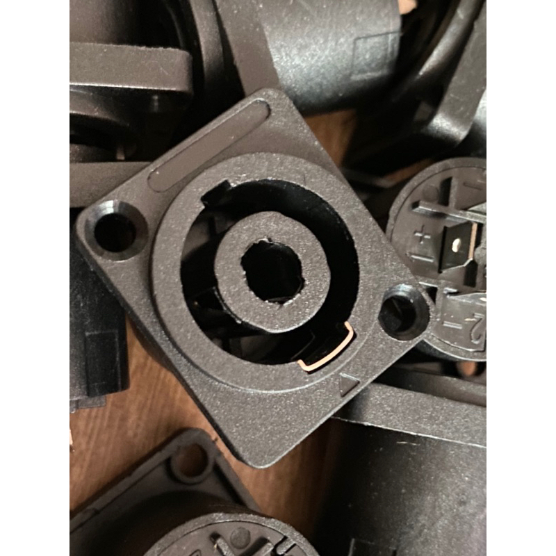 Jack loa speakon 4 pin giá rẻ