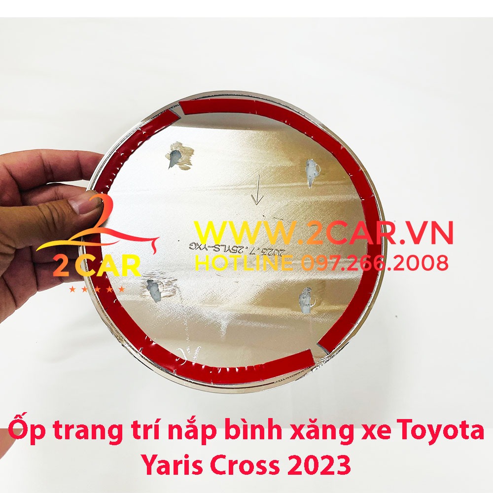 Ốp Nắp Bình Xăng Xe Toyota Yaris Cross 2023-2023 mạ crom cao cấp