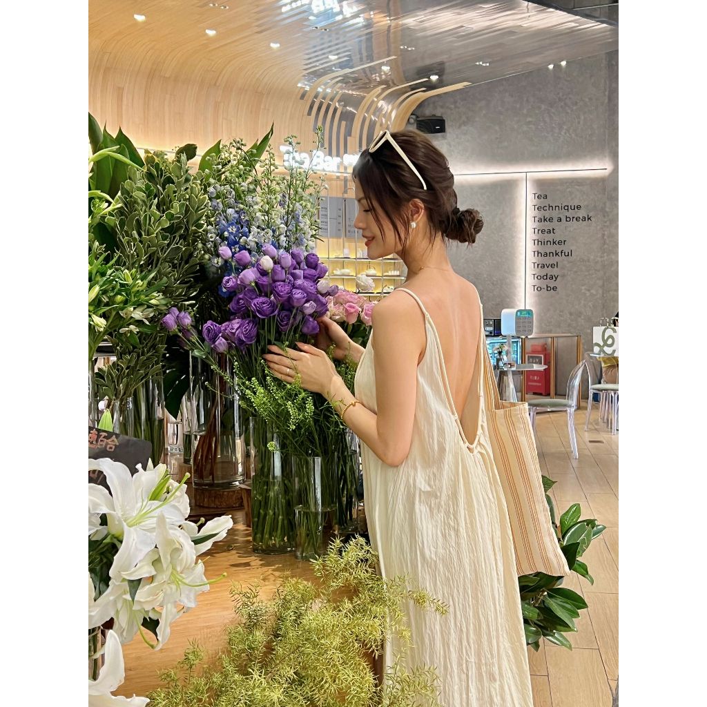 Váy maxi màu kem võng lưng basic - MS170