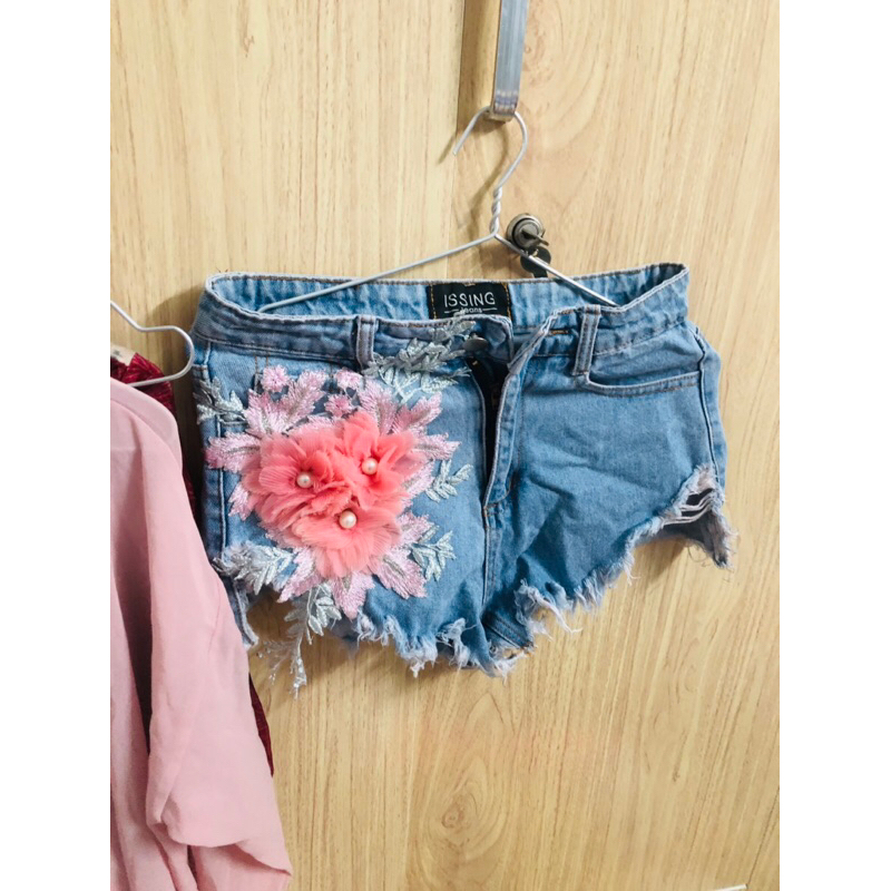 Thanh lý lộn xộn