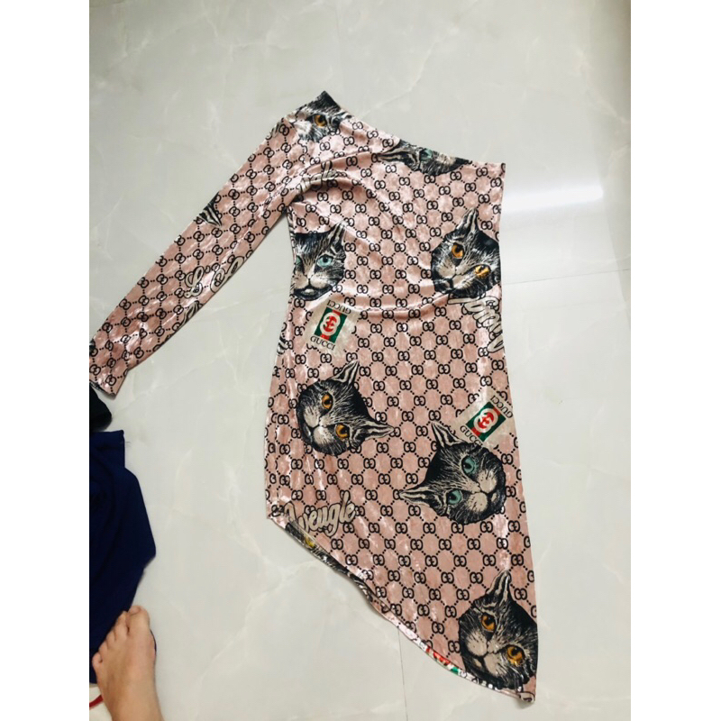 Thanh lý lộn xộn