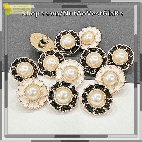 Set 10 NÚT HOA LÀM VEST 2 size 1.8cm va 2cm