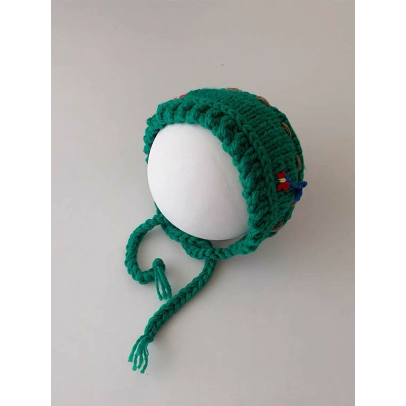 Khăn len handmade style bà già cute cho bé gái xinh xắn