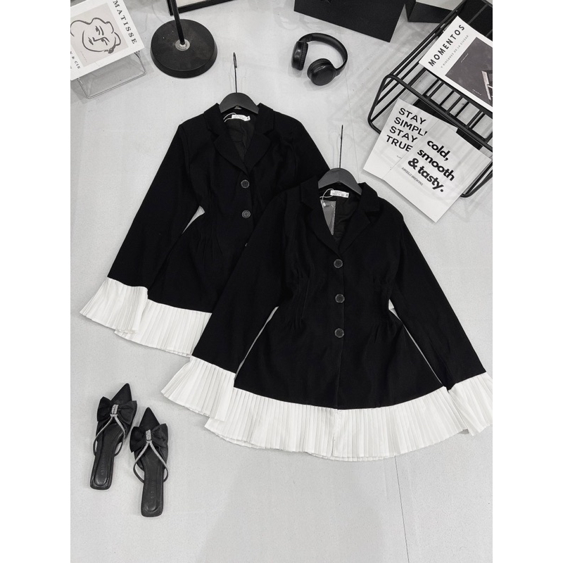 Váy Cổ vest cao cấp thiết kế chân váy xếp ly bèo trắng hàng 2lớp