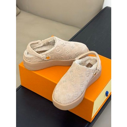 Dép nữ da lộn lót lông hoạ tiết monogram Louis Vuitton LV cao cấp