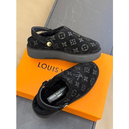 Dép nữ da lộn lót lông hoạ tiết monogram Louis Vuitton LV cao cấp