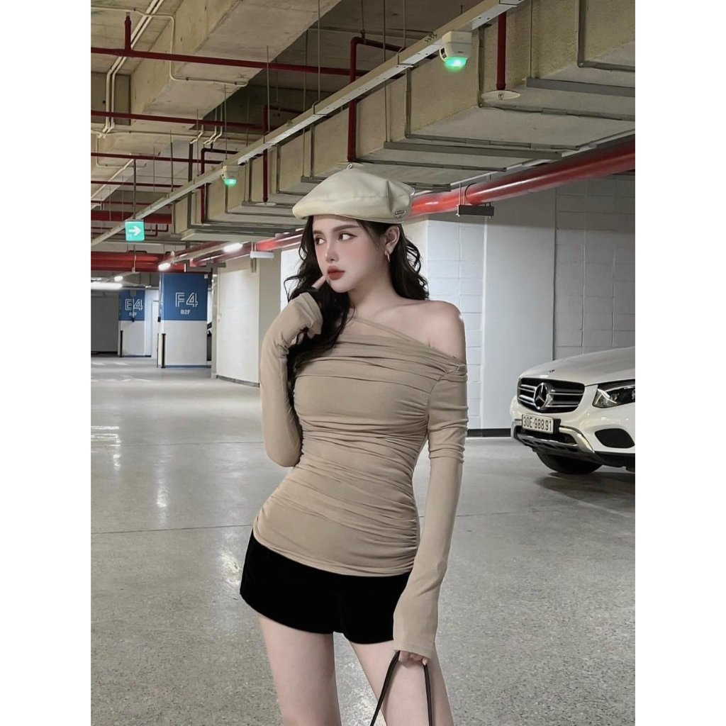 Áo Thun Nữ Dài Tay Trễ Vai Cotton Mịn Phối Nhún Thân Bo Eo Dáng Ôm 3 Màu B311092