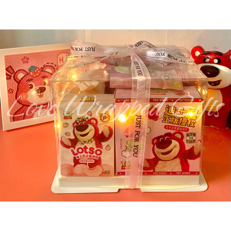Set Hộp Quà Bánh Kẹo Gấu Dâu LOTSO 10 Món Tặng Người Yêu, Quà Sinh Nhật, Giáng Sinh,...