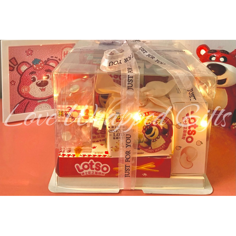 Set Hộp Quà Bánh Kẹo Gấu Dâu LOTSO 10 Món Tặng Người Yêu, Quà Sinh Nhật, Giáng Sinh,...