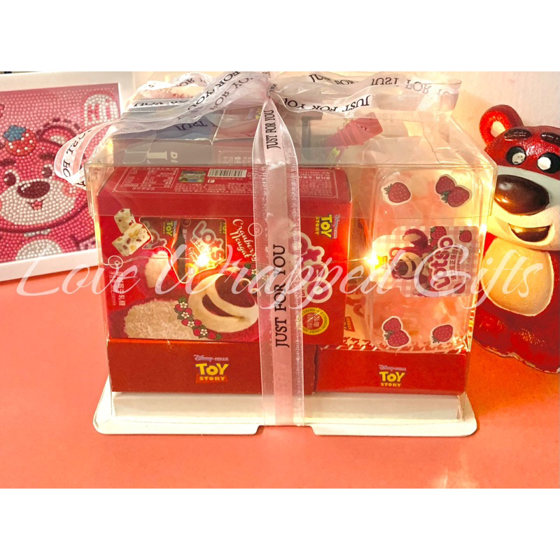 Set Hộp Quà Bánh Kẹo Gấu Dâu LOTSO 10 Món Tặng Người Yêu, Quà Sinh Nhật, Giáng Sinh,...