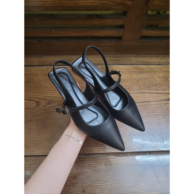 Giày sục cao cấp siêu xinh 2 màu đen trắng đế một phân