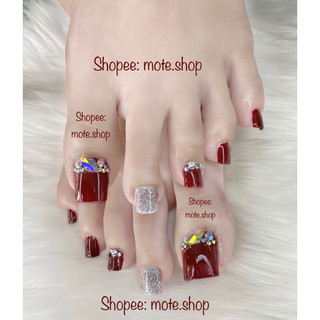 Nailbox - Móng Chân úp màu đỏ đô phối đá