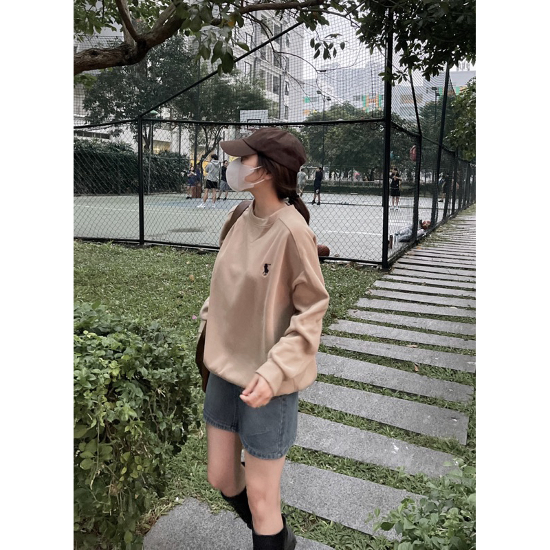 Áo nỉ thêu logo form unisex