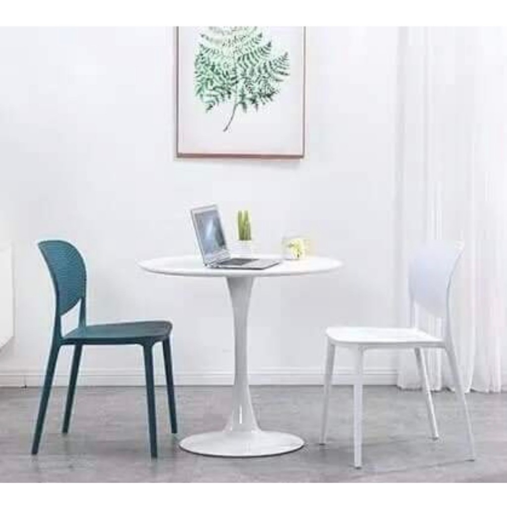 Bàn Tròn Tulip Decor Sang Trọng