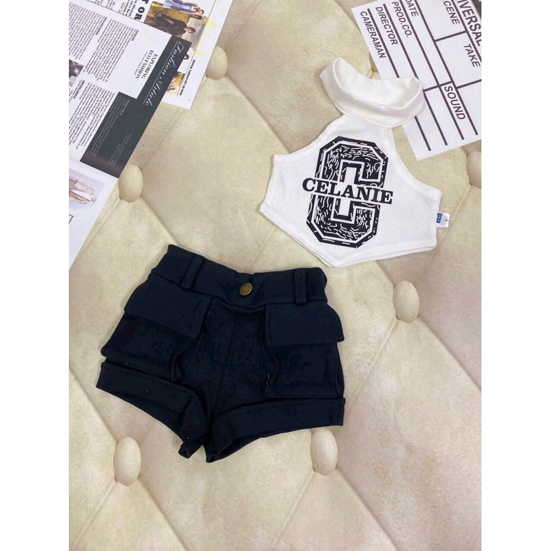 Sét đùi áo in chữ C cho bé gái