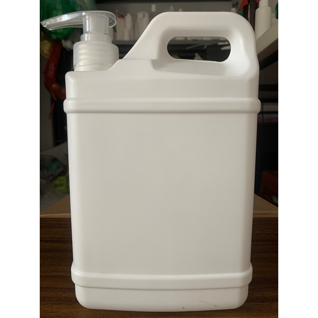 Can nhựa HDPE 1,6L vòi nhấn fi 33