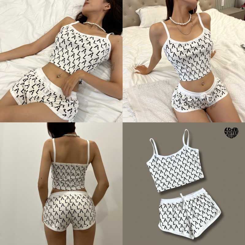 Nguyên bộ áo croptop và quần ngắn hoạ tiết LOVEKIUTEE