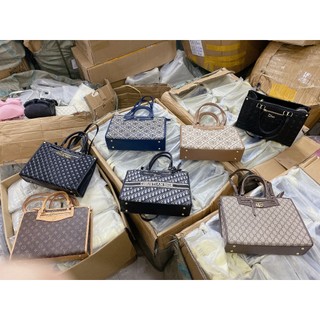 22107# túi xách 2 quai công sở họa tiết