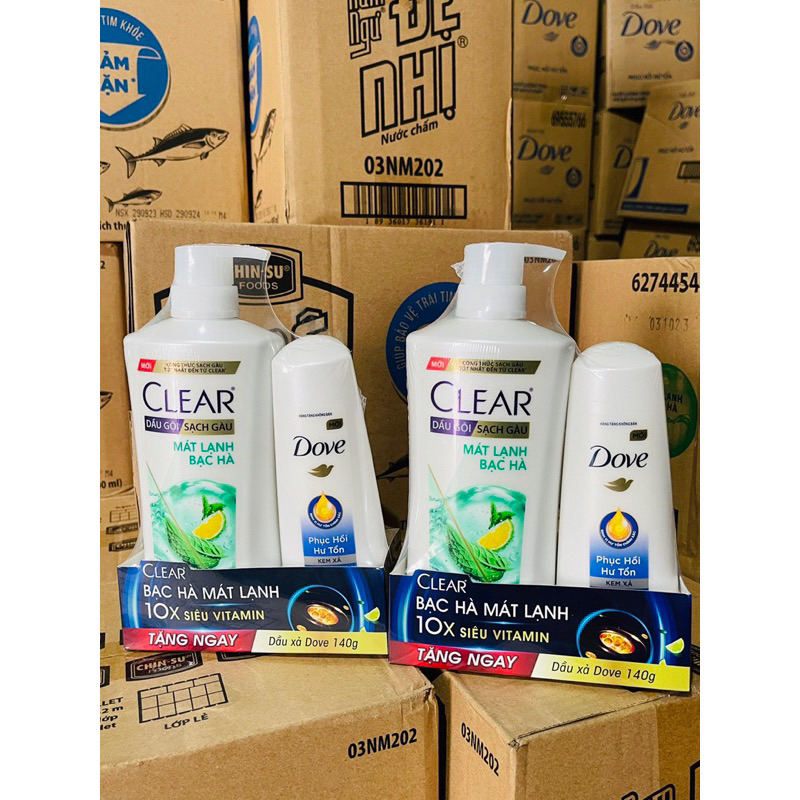 Dầu Gội Sạch Gàu Clear Mát lạnh Bạc Hà 630g