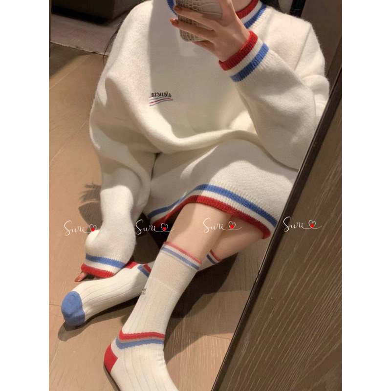 Áo Len Ba len Phối Viền Màu Sắc Kèm Tất