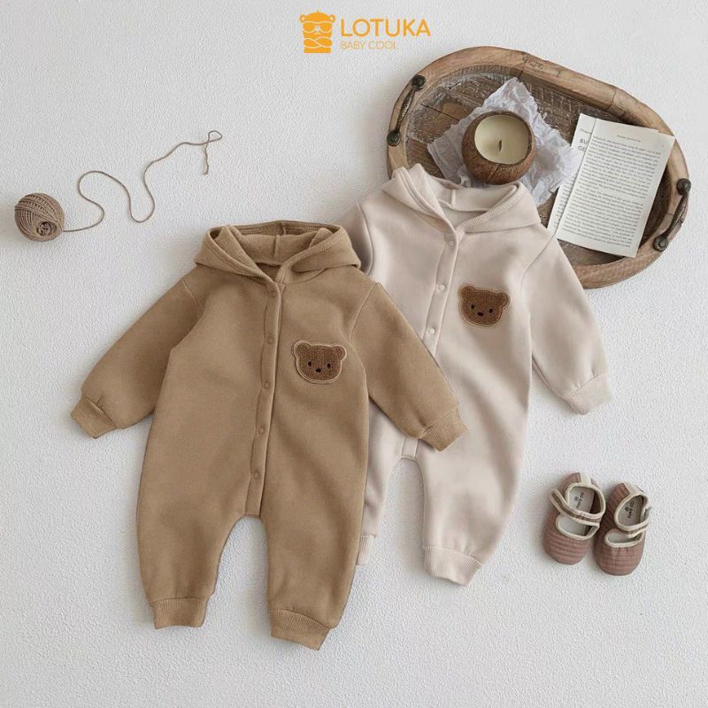 Body Liền Mũ Lót Lông Nhung Đính Gấu LOTUKA Ấm Áp Cho Bé Trai Bé Gái, Bodysuit Cho Bé, Áo Thu Đông Size 3-12kg