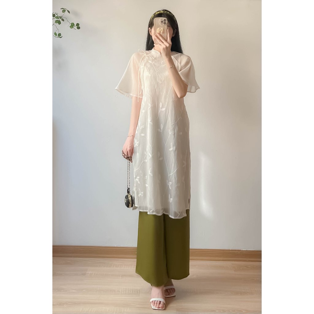 Áo dài thêu kèm bờm tay lỡ Retrostyle - Aodaikembom0238_P13K7