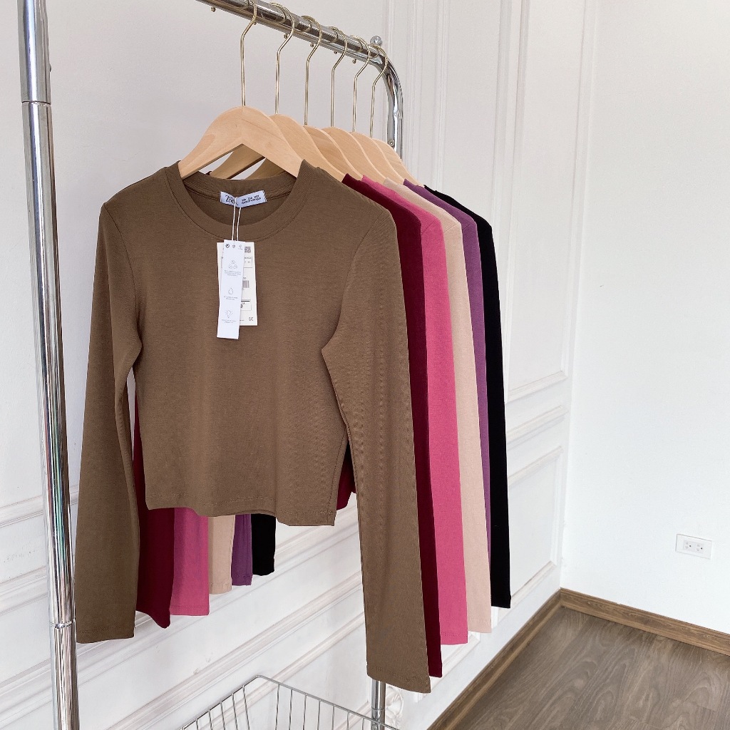 Áo croptop cổ tròn tay dài nữ dáng ôm vải thun coton co giãn 4 chiều kiểu basic  body màu đen đẹp CHR278