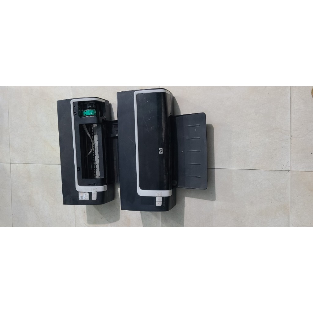 Xác 2 máy in màu HP , model : K7199 khổ A3, bán xác 2 máy