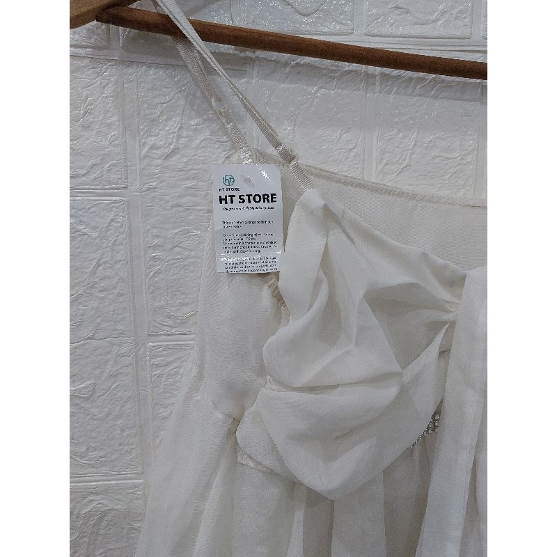 Đầm 2 dây hàng new size S .