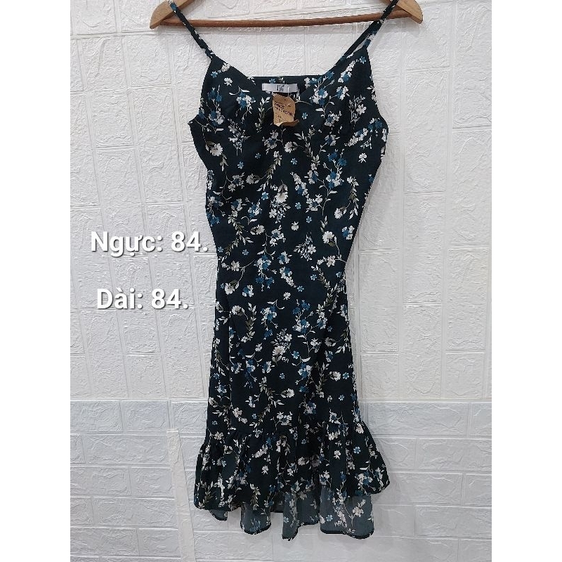 Đầm 2 dây hàng new size S .