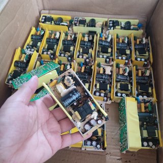 Mạch nguồn 12V5A không vỏ
