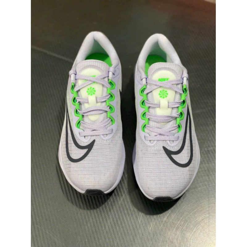Giày chạy bộ Nike zoom fly 5
