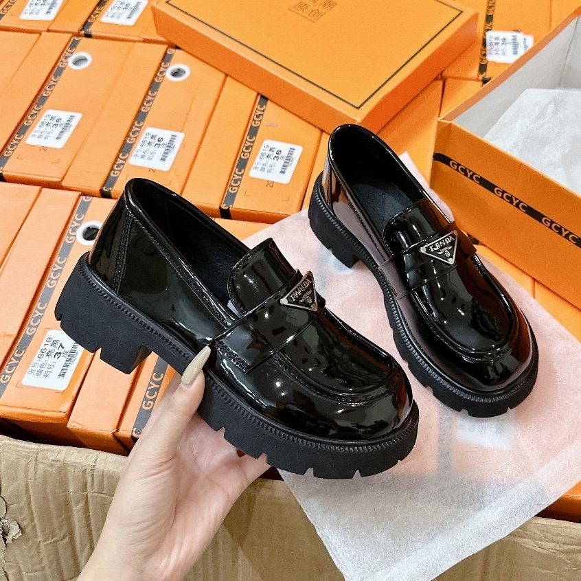 Gày lười nữ Prada chất da mềm mũi tròn, loafer nữ tôn dáng 4cm, giày đốc nữ đế cao moca Prd-004