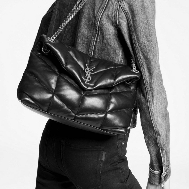 Túi si hiệu Y.S.L